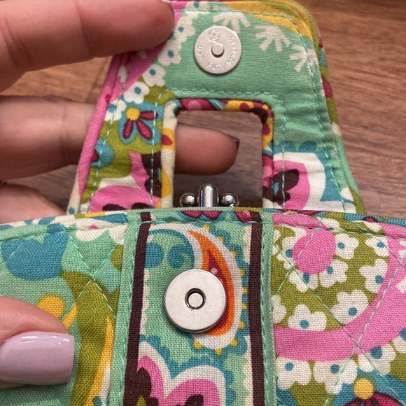 Vera Bradley Tutti Frutti Wallet Kisslock EUC - Picture 5 of 9